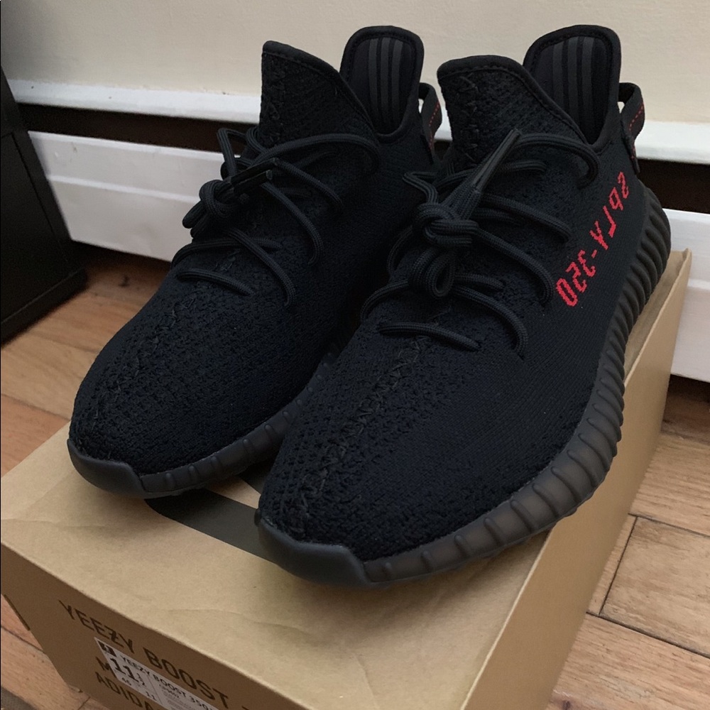 Yeezy boost 350 V2 black and red